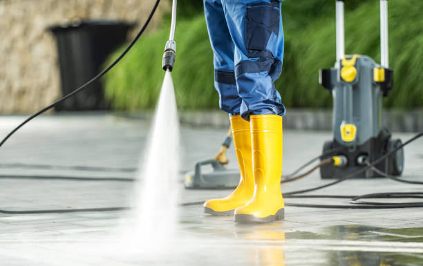 Best Concrete Pressure Washing  in Lake Belvedere Estates, FL